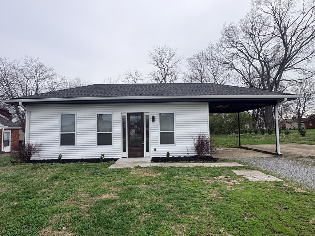 311 Malone Dr, Gallatin, TN 37066