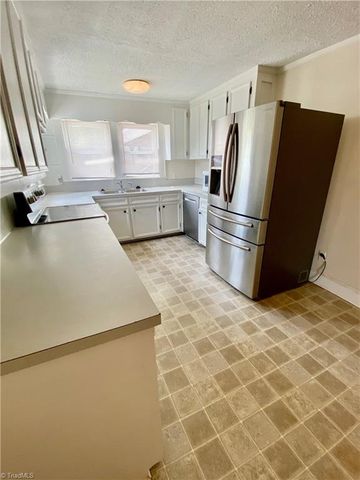 500 W Main Street, Wilkesboro, NC 28697