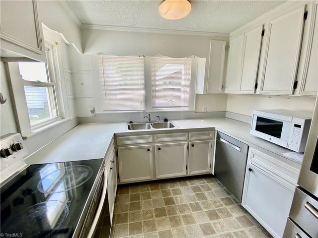 500 W Main Street, Wilkesboro, NC 28697