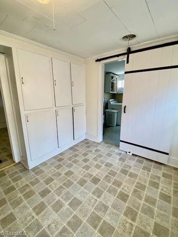 500 W Main Street, Wilkesboro, NC 28697