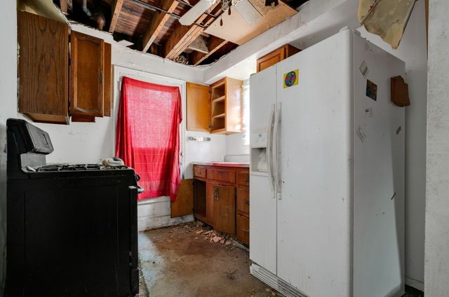 606 South Avenue, Penn Hills, PA 15147