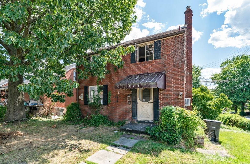 606 South Avenue, Penn Hills, PA 15147