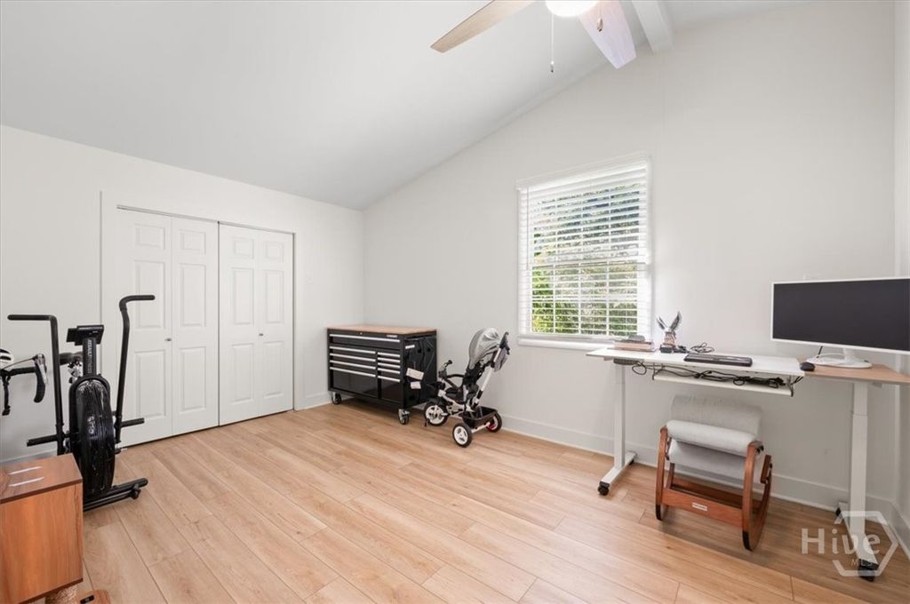 Image 12 of property listing at 324 Tanglewood Road, Savannah, GA 31419