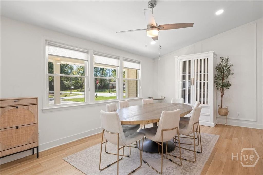 Image 2 of property listing at 324 Tanglewood Road, Savannah, GA 31419