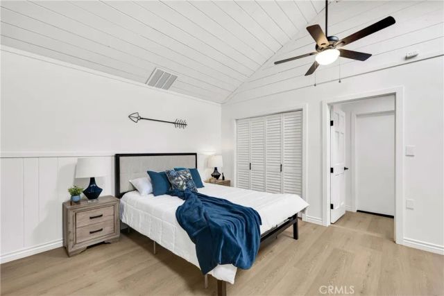 5550 Fallbrook Avenue, Woodland Hills, CA 91367