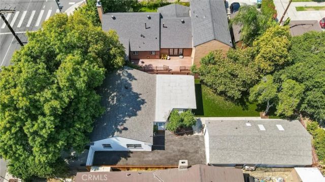 5550 Fallbrook Avenue, Woodland Hills, CA 91367