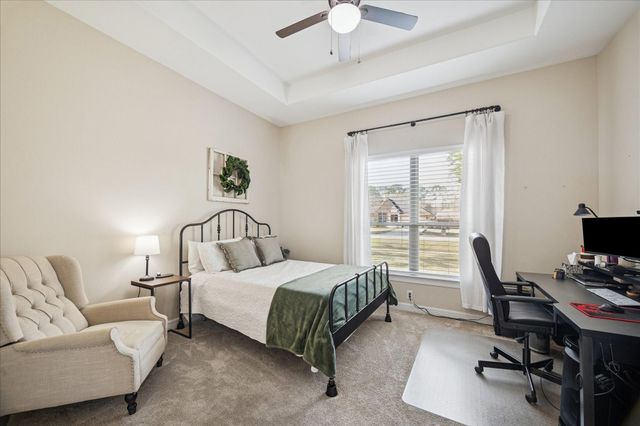 902 Douglas Fir Dr, Magnolia, TX 77354