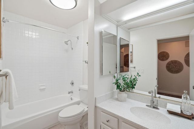 3715 Terstena Place 206, Santa Clara, CA 95051