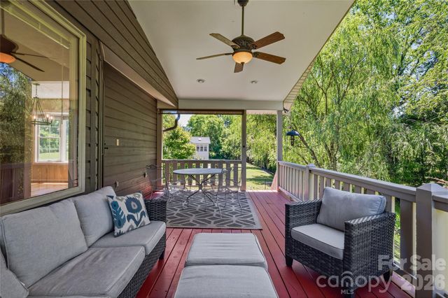 279 Woody Lane, Asheville, NC 28804