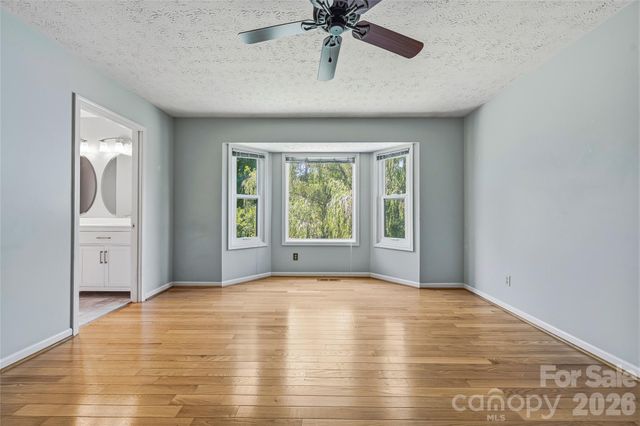 279 Woody Lane, Asheville, NC 28804
