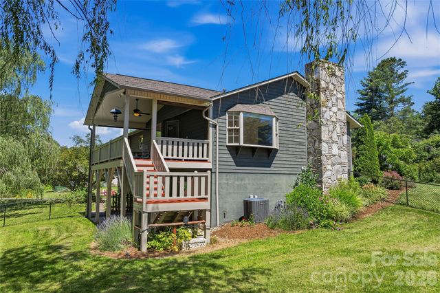 279 Woody Lane, Asheville, NC 28804