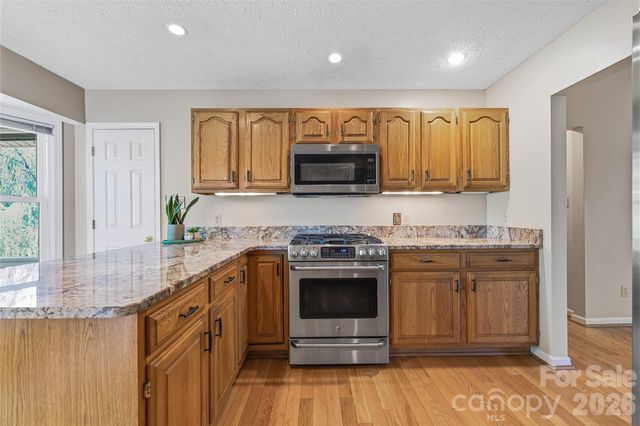 279 Woody Lane, Asheville, NC 28804