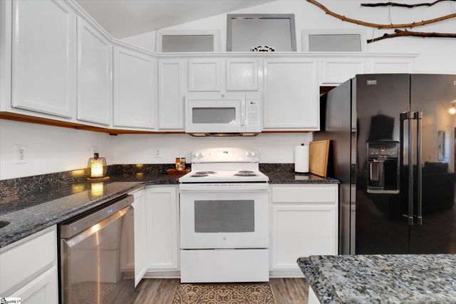 201 Melrose Road, Greenville, SC 29605