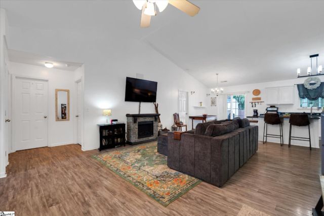 201 Melrose Road, Greenville, SC 29605