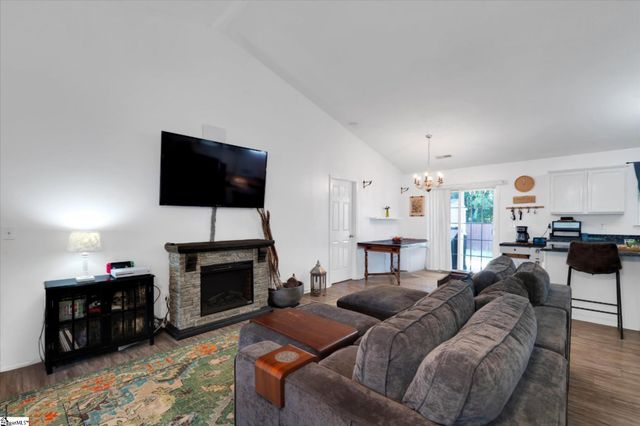 201 Melrose Road, Greenville, SC 29605