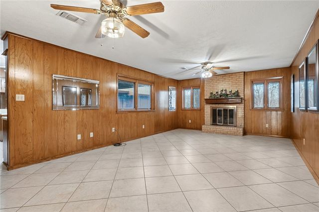 1707 Glade Street, College Station, TX 77840