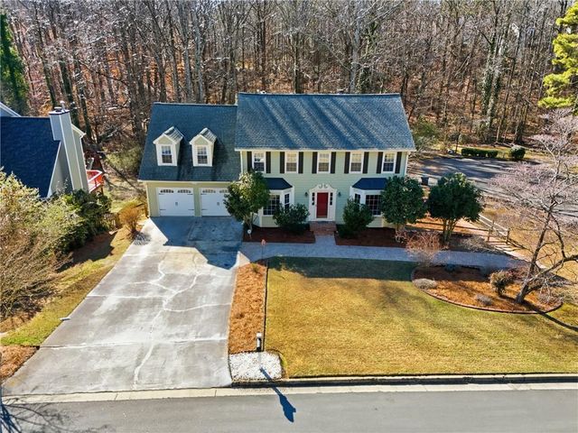 2825 Shurburne Drive, Alpharetta, GA 30022