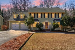 2825 Shurburne Drive, Alpharetta, GA 30022