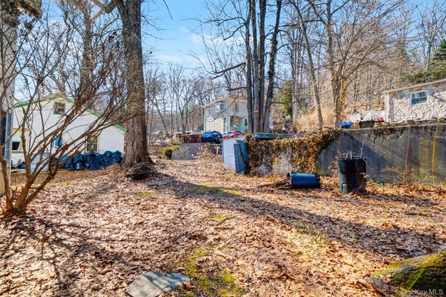 3 Diane Court, Greenwood Lake, NY 10925