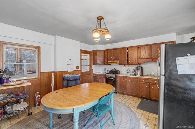 3 Diane Court, Greenwood Lake, NY 10925