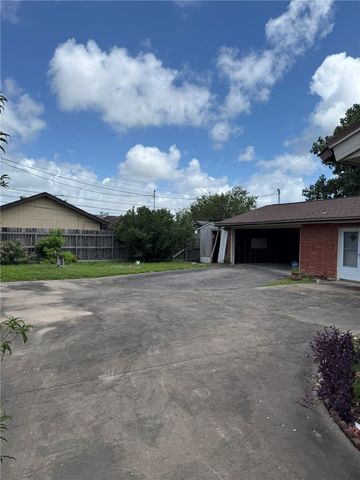 4929 Margo Dr, Corpus Christi, TX 78411