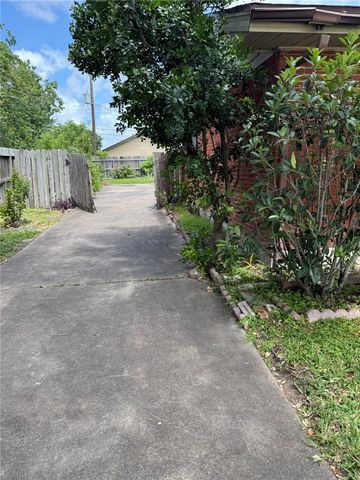 4929 Margo Dr, Corpus Christi, TX 78411