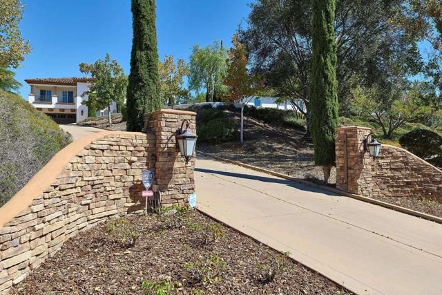 4216 Bridlewood Road, Fallbrook, CA 92028