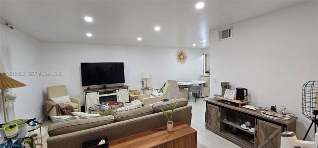 1845 NW 4th Ave 17, Boca Raton, FL 33432