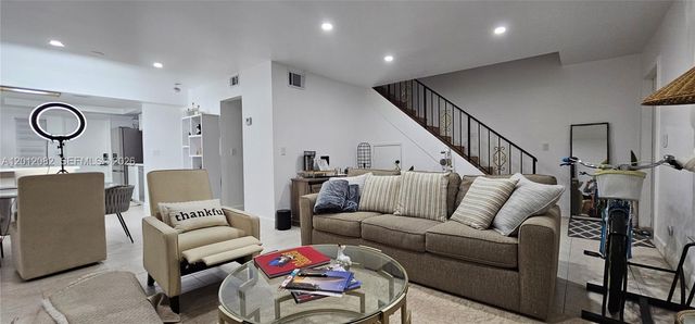 1845 NW 4th Ave 17, Boca Raton, FL 33432