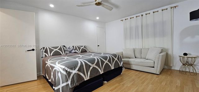 1845 NW 4th Ave 17, Boca Raton, FL 33432