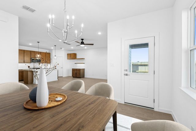 556 Day Station Drive, Dayton, TX 77535