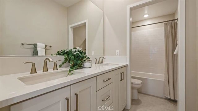 409 Clipper, Irvine, CA 92618