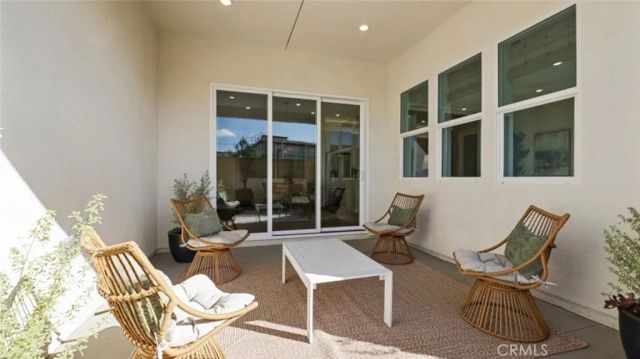 409 Clipper, Irvine, CA 92618