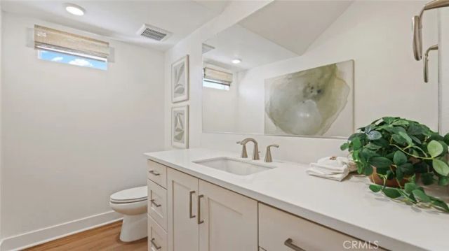 409 Clipper, Irvine, CA 92618