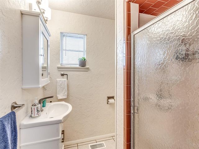 3913 NW 19th Street, Oklahoma City, OK 73107