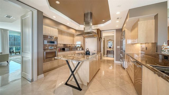 990 BOULEVARD OF THE ARTS 604, Sarasota, FL 34236