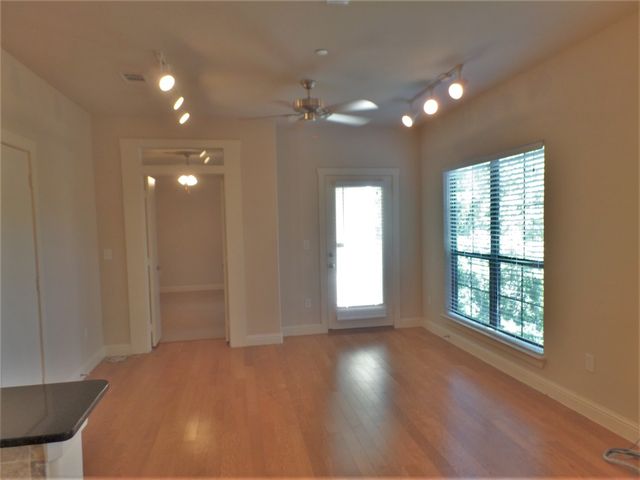 6159 Oram Street 105, Dallas, TX 75214