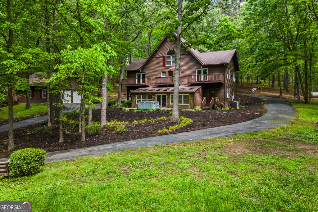 339 Ben Loudermilk Road, Mount Airy, GA 30563