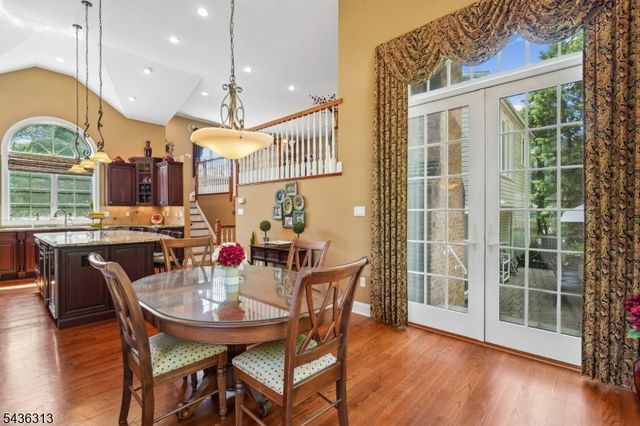 18 Mary Ellen Dr, Edison Twp., NJ 08820
