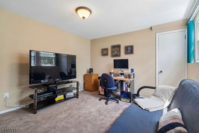 18 Mary Ellen Dr, Edison Twp., NJ 08820