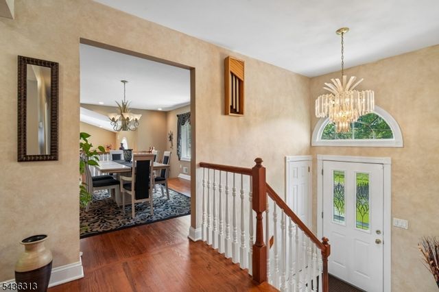 18 Mary Ellen Dr, Edison Twp., NJ 08820