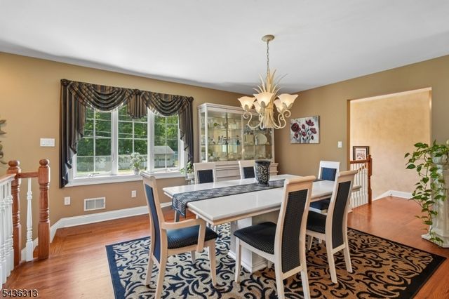 18 Mary Ellen Dr, Edison Twp., NJ 08820