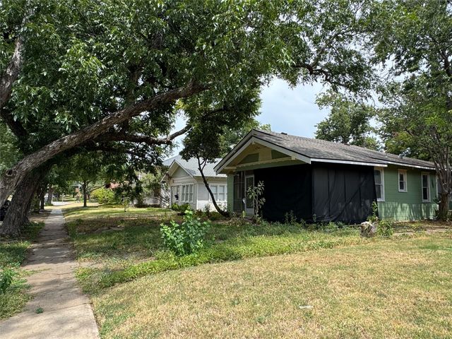 120 S Montclair Avenue, Dallas, TX 75208
