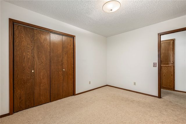 1903 Mayflower Road, Bentonville, AR 72713