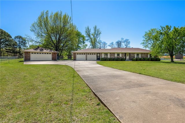 1903 Mayflower Road, Bentonville, AR 72713