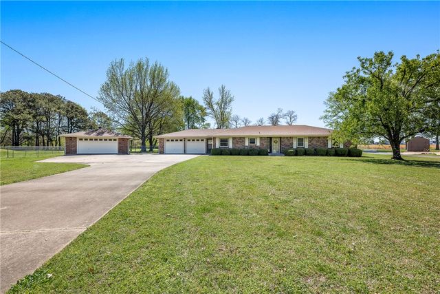 1903 Mayflower Road, Bentonville, AR 72713