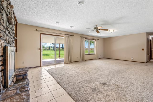 1903 Mayflower Road, Bentonville, AR 72713