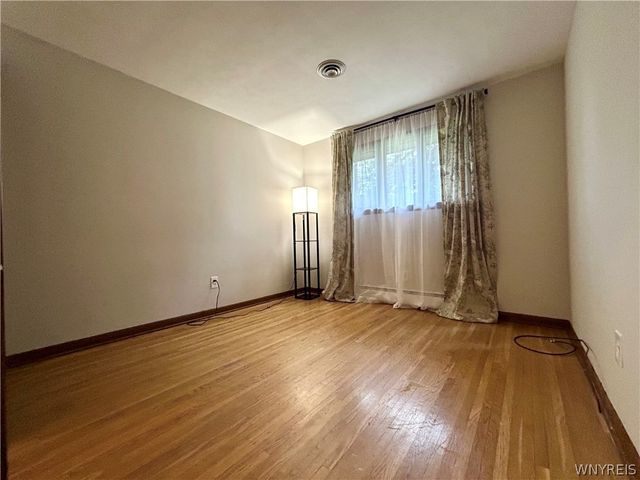 5302 Vista Avenue, Amherst, NY 14221