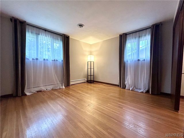 5302 Vista Avenue, Amherst, NY 14221