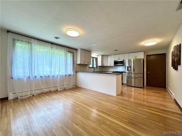 5302 Vista Avenue, Amherst, NY 14221